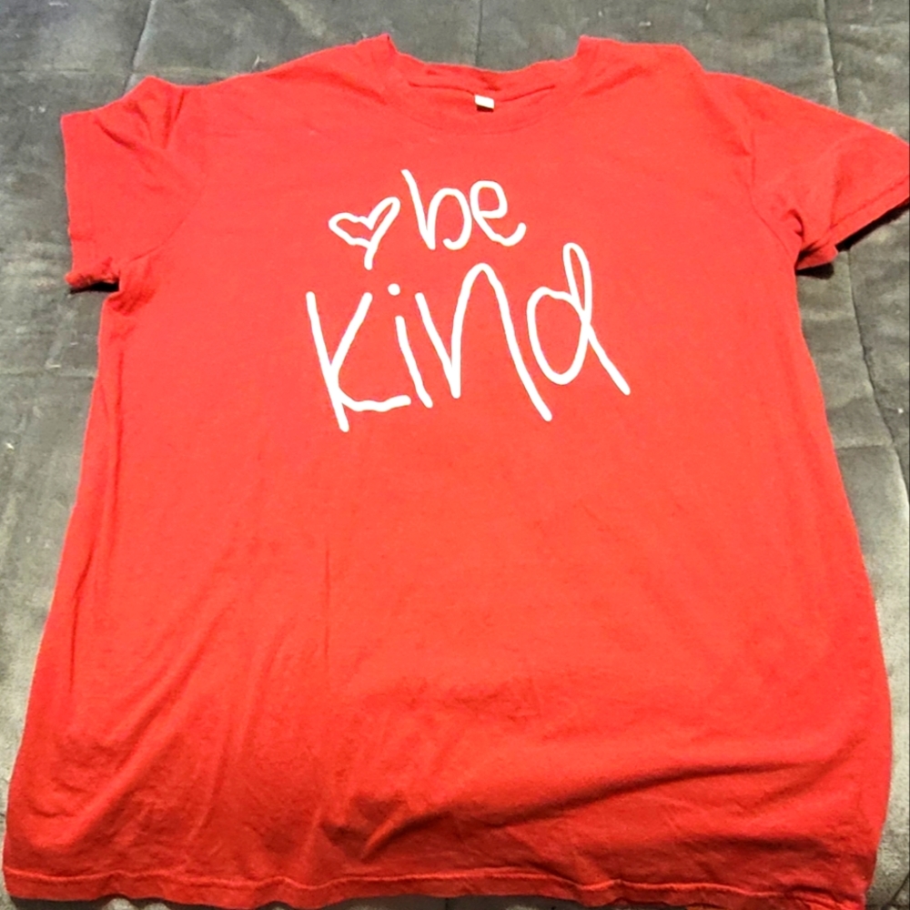 be kind tee
